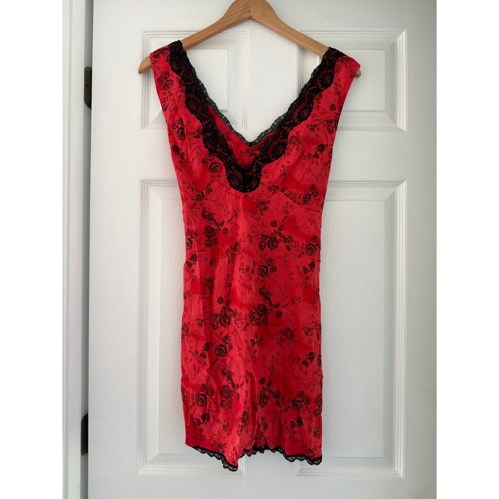 Urban Outfitters Red‎ Lace Floral Mini Dress V Neck Fairy Whimsigoth